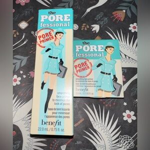 Benefit POREfessional Primer in Cream and Black